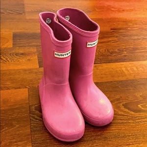 Toddler hunter rainboots.